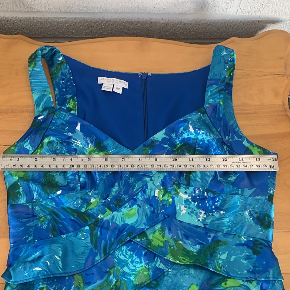 London Times Blue and Green Satin Tiered Sleeveless Cocktail Dress 6 Petite EUC - Picture 10 of 12